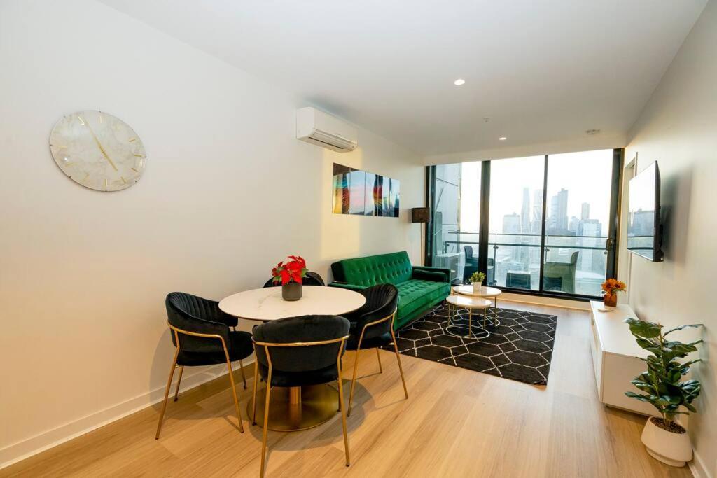 Luxe Haven - 42Nd Floor Panoramic City Views ملبورن المظهر الخارجي الصورة